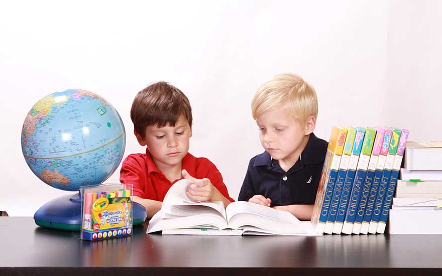 enfants dans la meme chambre