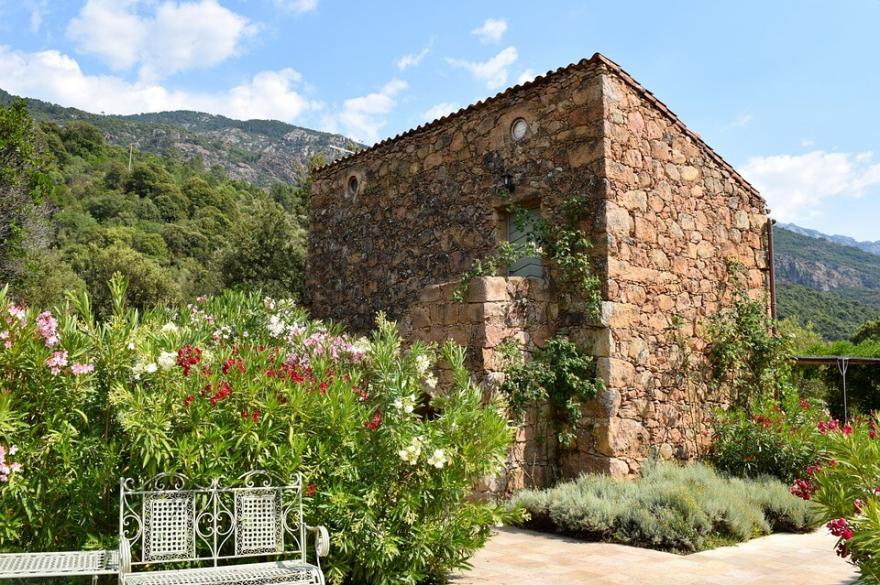 investir en corse
