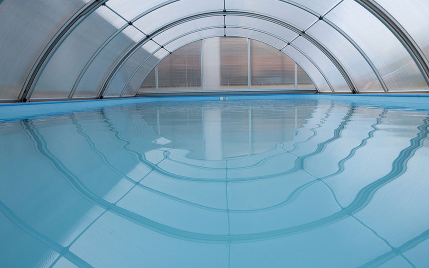 entretenir un abri de piscine