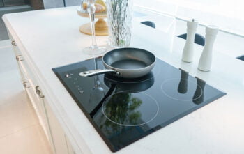 Nettoyer Plaque A Induction